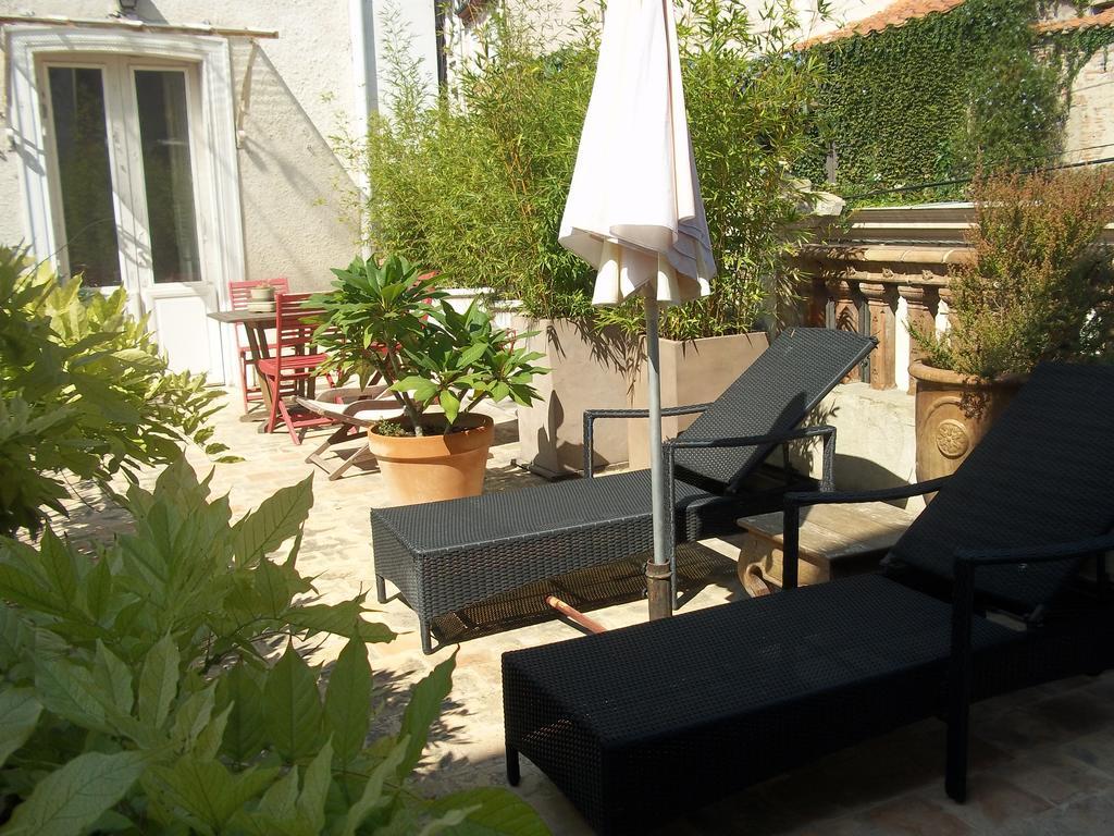 L'Orangerie Otel Rivesaltes Dış mekan fotoğraf